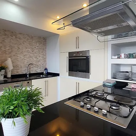 Sunset Beach Vip 1 Residences Apartman Konaklı