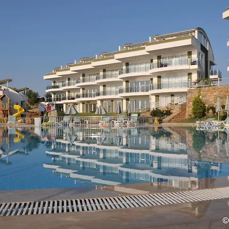 Sunset Beach Vip 1 Residences Apartment *